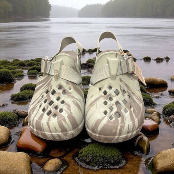 Chaco Women’s Chillos Clog. NWT Size 9. - Picture 8 of 16